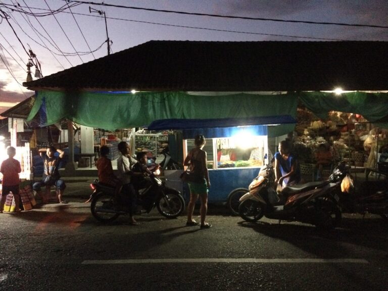 Kerambitan night market