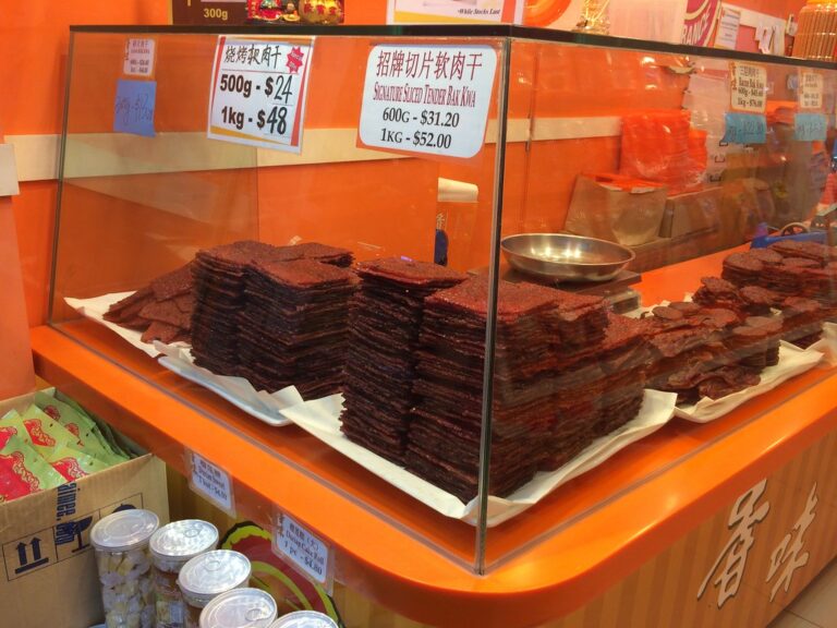Getting bak kwa at Fragrance Foodstuff