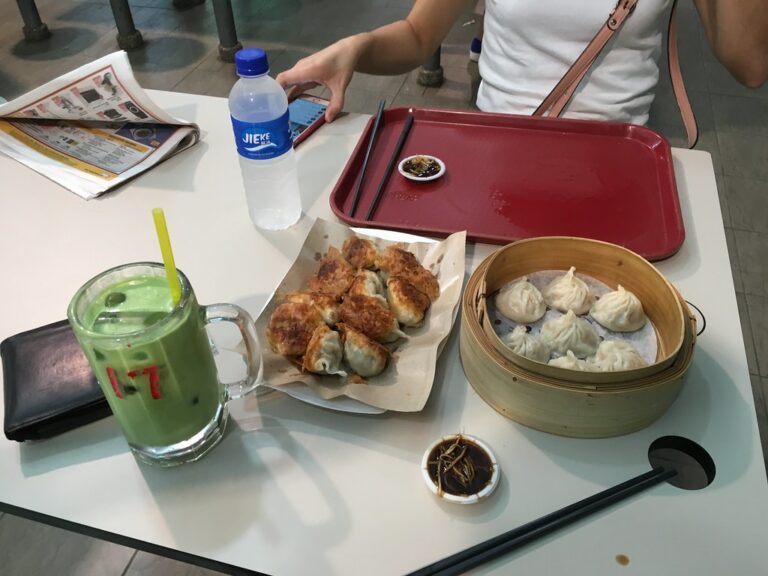 Shanghai La Mian Xiao Long Bao @ Alexandra Village Food Centre