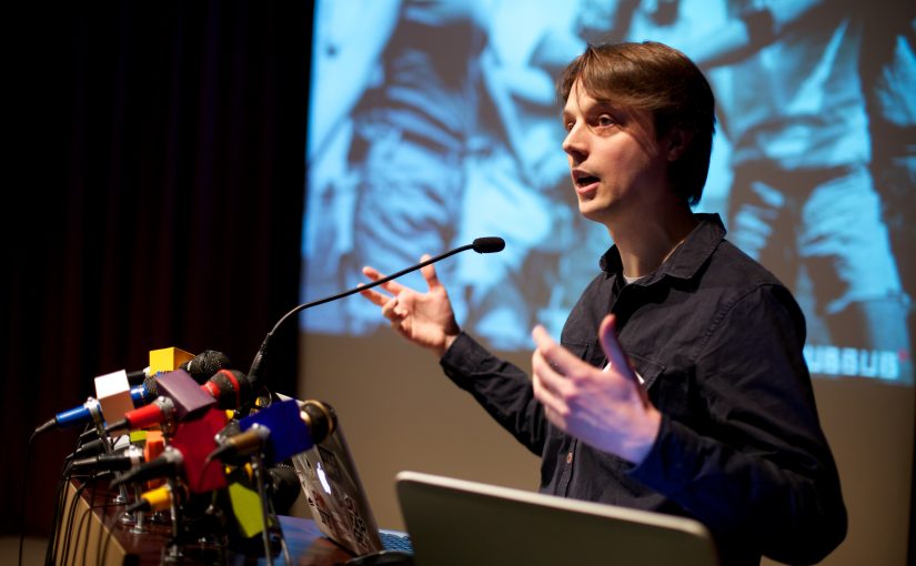 Kars Alfrink speaking at Moving Stories (2013, January 13)